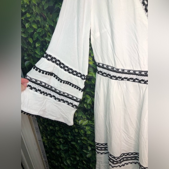 White Dress with Black Trim - Picture 9 of 16